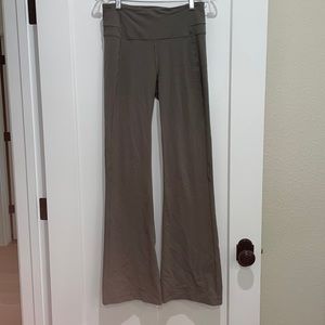 - Groove Lululemon Pants